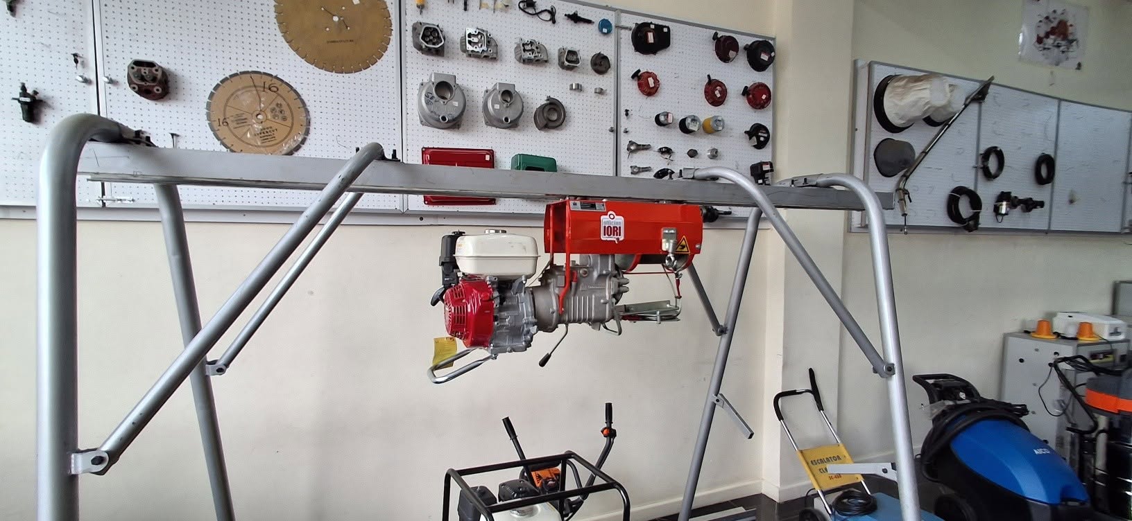 Concrete Hoist Crane